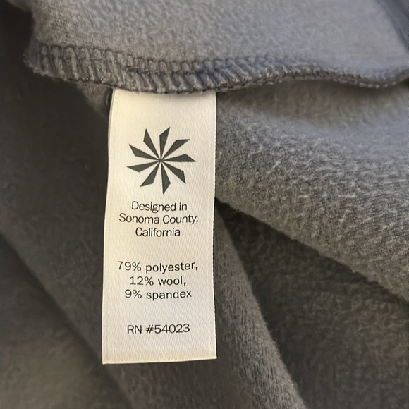 Women’s Athleta Gray Polyester Blend Sweatshirt Dress Size XS - Picture 7 of 7